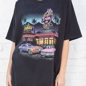 Brandy Melville oversized t shirt